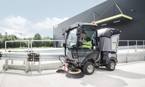 Karcher Application - City Sweeper MC 50 Advanced Comfort 1.Jpg